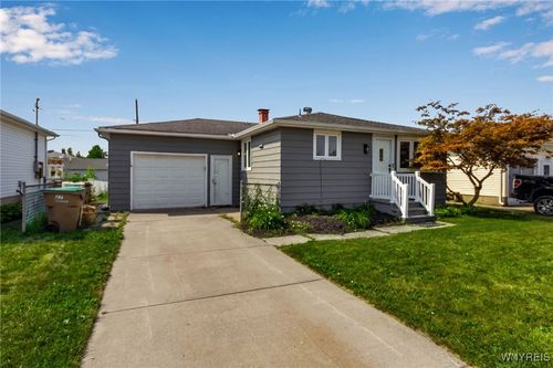 27 Basswood Dr, Cheektowaga, NY, 14227-2608 | Card Image