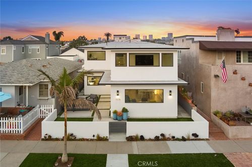 1576 E Ocean Blvd, Newport Beach, CA, 92661 | Card Image
