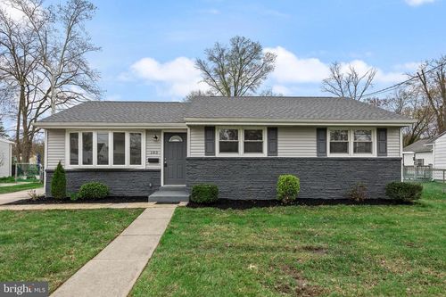 183 Ford Ave, WEST DEPTFORD, NJ, 08096-5033 | Card Image