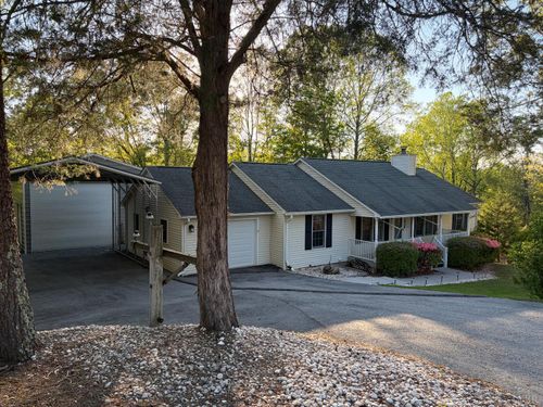 95 Indian Pointe Dr, Hardy, VA, 24101-2647 | Card Image