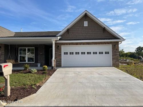 852 Sweetfern Ln, Pigeon Forge, TN, 37863-2403 | Card Image