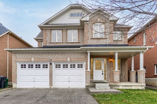 upper-15 Masters Green Cres, Brampton, ON, L7A3K3 | Card Image