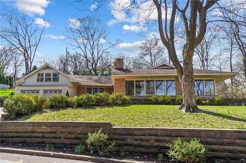 450 Ridgewood Ave, Oakwood, OH, 45409-2325 | Card Image