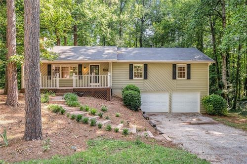 4472 Old Mabry Pl Ne, Roswell, GA, 30075-1990 | Card Image