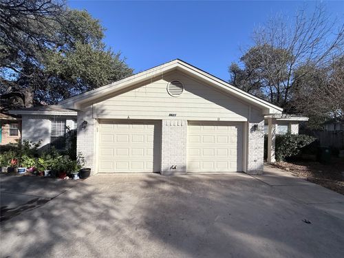 b-8621 Talyne Chaise Cir, Austin, TX, 78729-3783 | Card Image