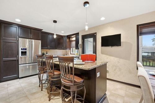 2840 Manola Dr, Columbus, OH, 43209-3260 | Card Image