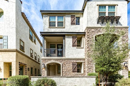 1747 E Chelsea Ln, Gilbert, AZ, 85295-6033 | Card Image