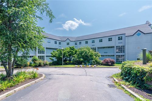 302-229 Medway St, Providence, RI, 02906-5300 | Card Image