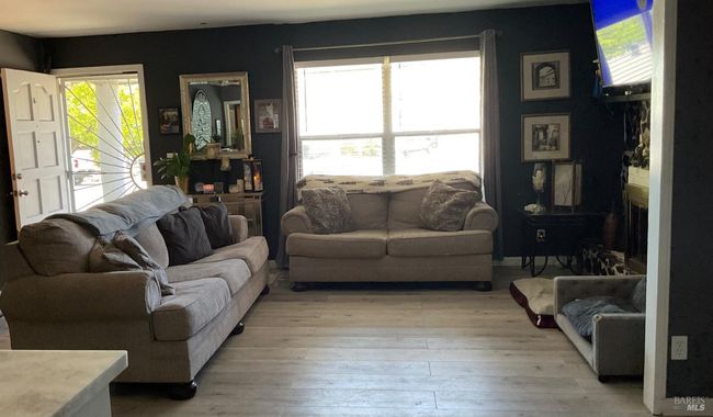 588 Pebble Way, House other with 4 bedrooms, 2 bathrooms and 4 parking in Clearlake Oaks CA | Image 4