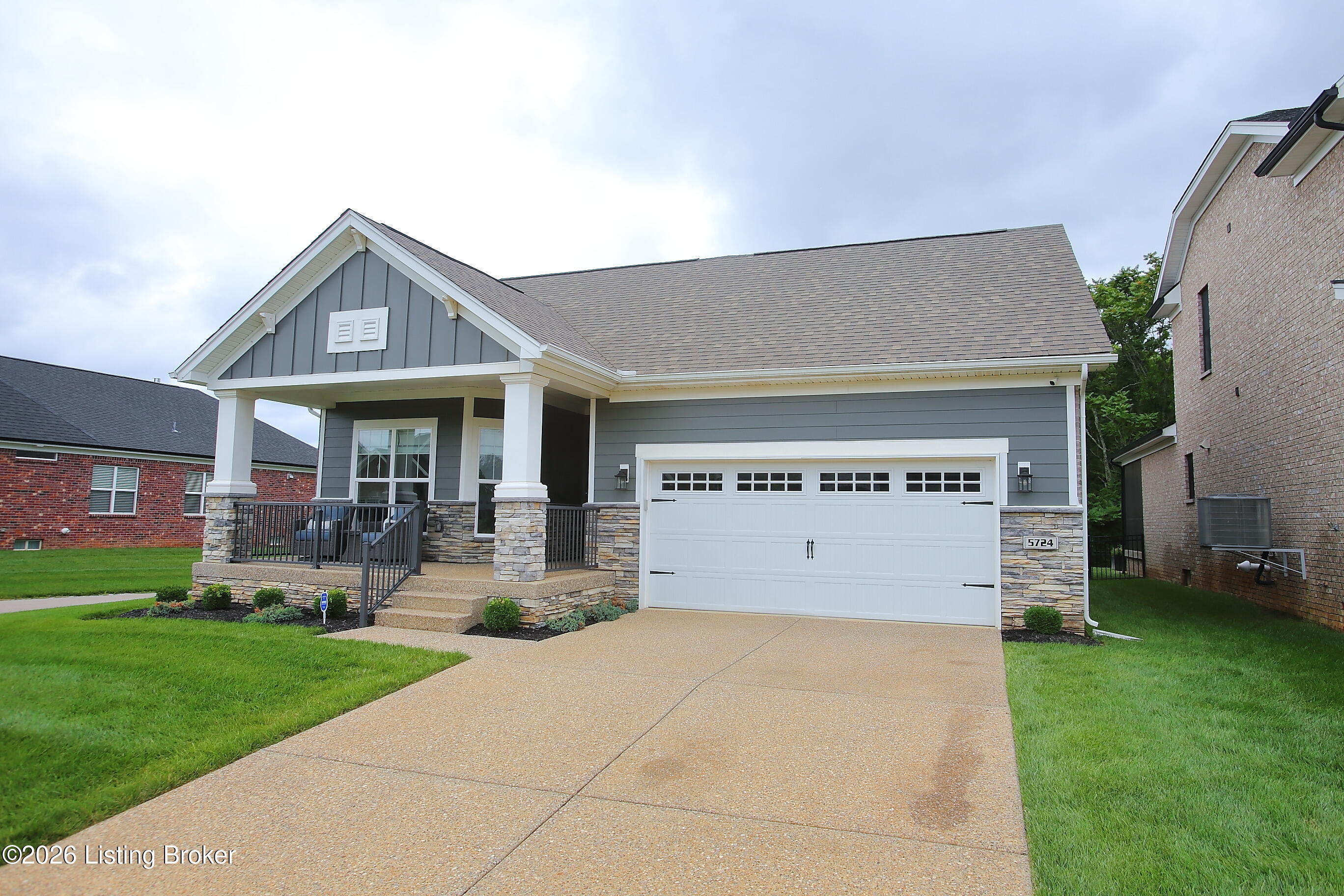 Residential in Prospect 4