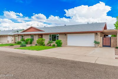 513 E Angela Drive, House other with 3 bedrooms, 2 bathrooms and null parking in Phoenix AZ | Image 2