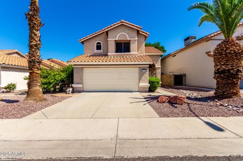 1334 E Helena Dr, Phoenix, AZ, 85022-2077 | Card Image
