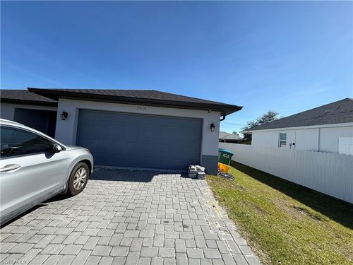 2921 Ne 5th Ave, Cape Coral, FL, 33909-6889 | Card Image