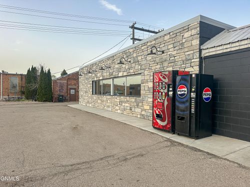 113 Mitchell Avenue S, Steele, ND, 58482 | Card Image