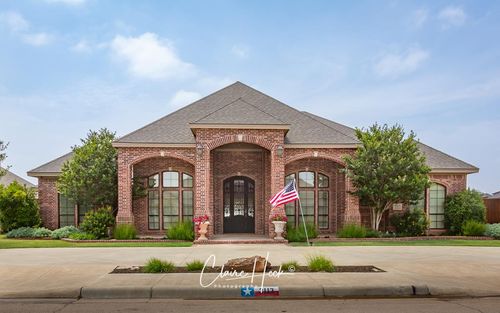 2113 Ironwood Dr, Midland, TX, 79707-5077 | Card Image