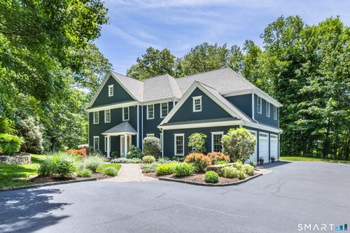 7 Pinnacle Dr, Newtown, CT, 06470-1877 | Card Image