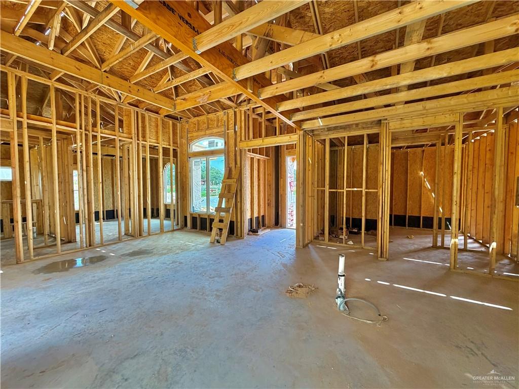 Residential in Weslaco 4