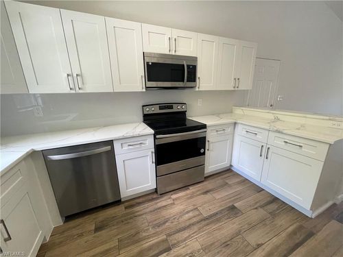 apt-2224-2190 Arbour Walk Cir, NAPLES, FL, 34109-8812 | Card Image