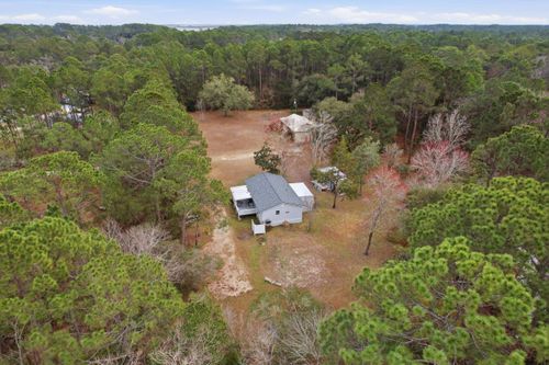 137 Dickson Bay Rd, Panacea, FL, 32346-2089 | Card Image