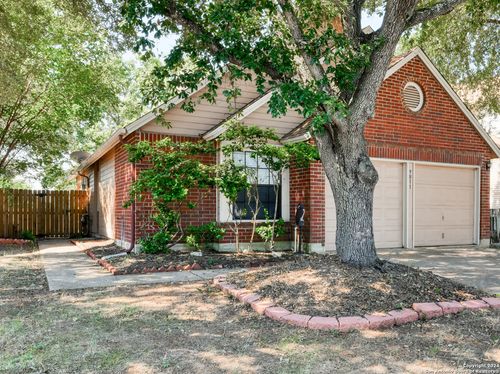 9811 Wagon Train, Converse, TX, 78109-1669 | Card Image