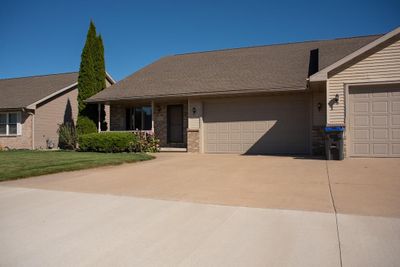 W3152 Westowne Court, House other with 3 bedrooms, 2 bathrooms and null parking in BUCHANAN WI | Image 3