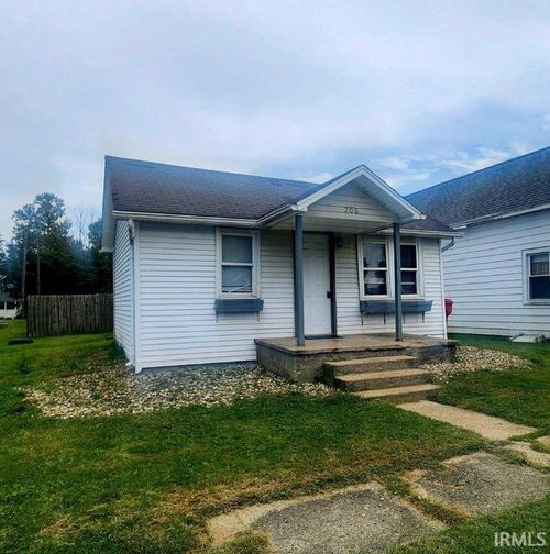 206 Franklin St, Mentone, IN, 46539-7716 | Card Image