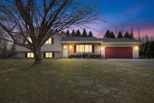 1759 Davids Vw, West Bend, WI, 53090-8926 | Card Image