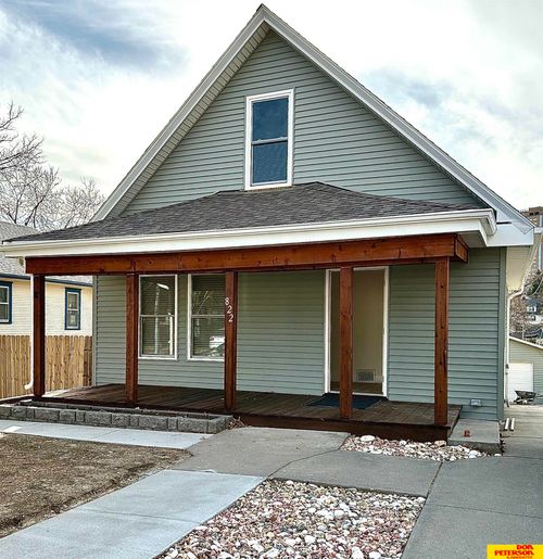 822 S 49th St, Omaha, NE, 68106-1902 | Card Image