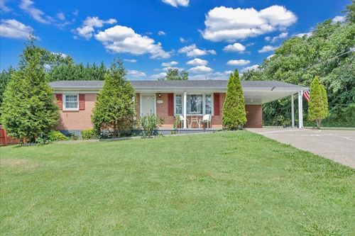482 Joseph Martin Hwy, Martinsville, VA, 24112-8131 | Card Image