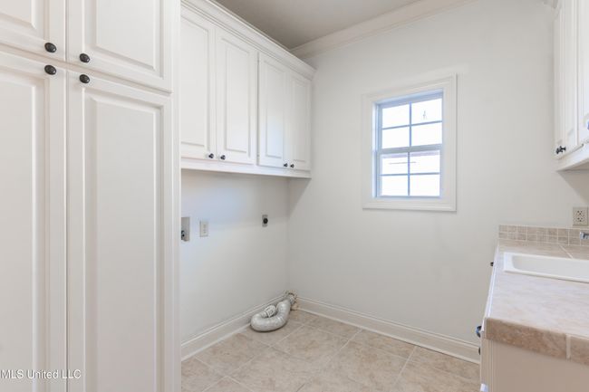 56-LaundryRoom | Image 66