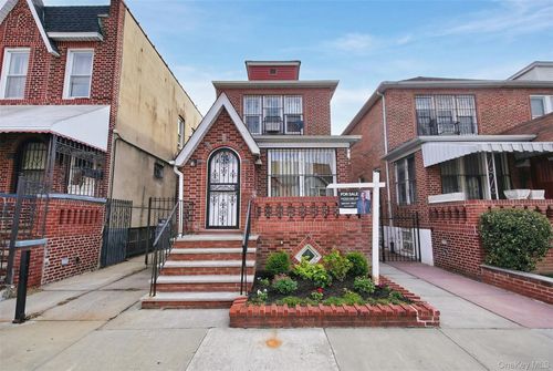 837 E 49th St, Brooklyn, NY, 11203-5813 | Card Image