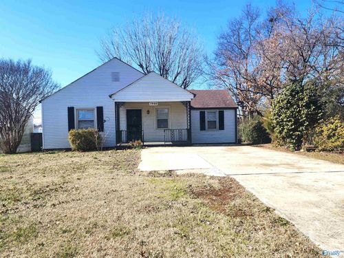 1900 Vanderbilt Cir Sw, Huntsville, AL, 35801-5229 | Card Image