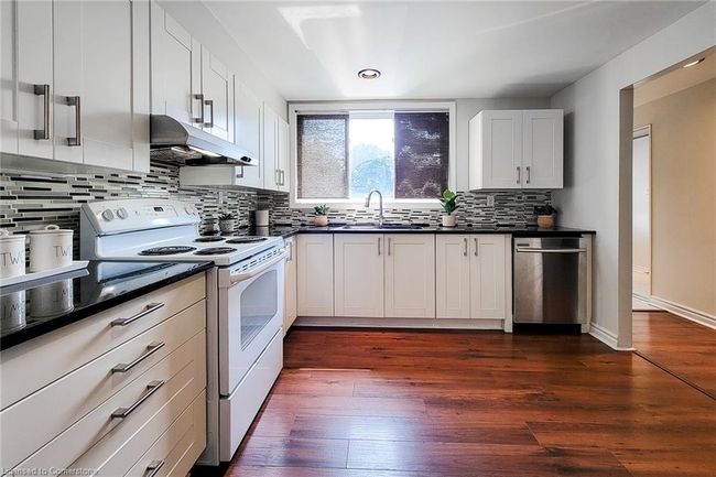 B59 - 25 Britten Close, Townhouse with 4 bedrooms, 2 bathrooms and 1 parking in Hamilton ON | Image 12