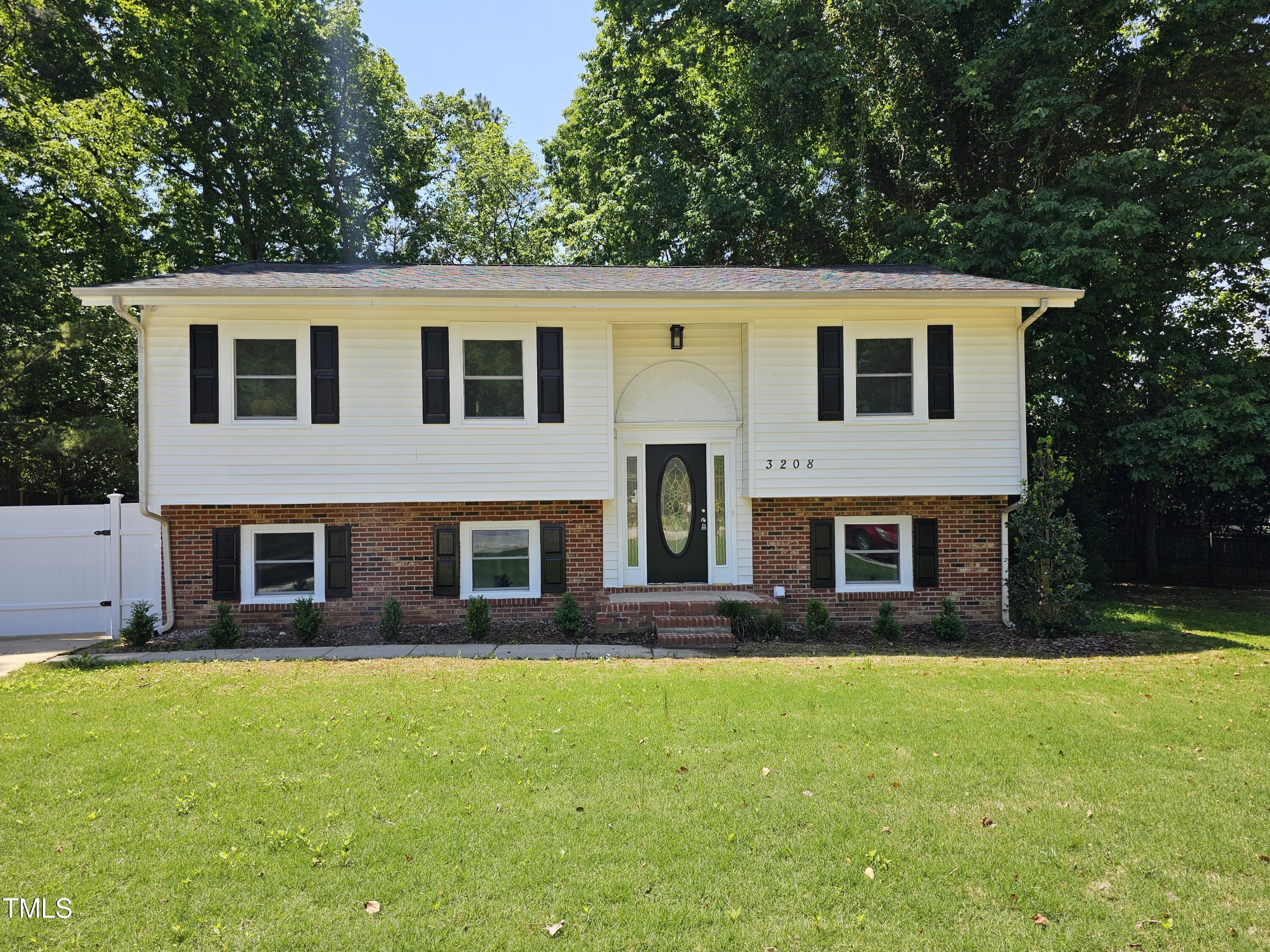 Tradewind Ct, Raleigh, NC 27610
