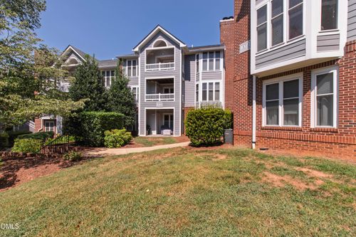 301-1061 Wirewood Dr, Raleigh, NC, 27605-3202 | Card Image