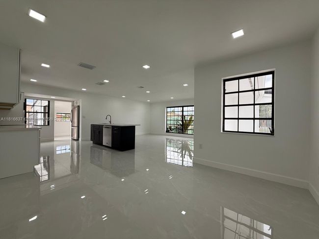 4314 Sw 97 Th Ct, House other with 5 bedrooms, 2 bathrooms and null parking in Miami FL | Image 13