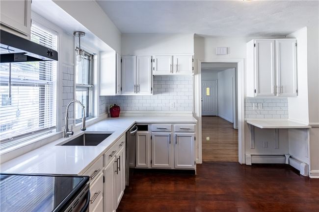 32 Sykes St, House other with 3 bedrooms, 1 bathrooms and 5 parking in Warwick RI | Image 6