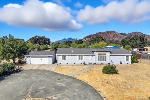 2835 Robin Ln, Clearlake, CA, 95422 | Card Image