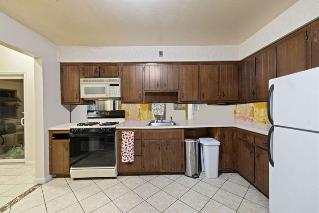 87 Westlyn Dr, House other with 5 bedrooms, 3 bathrooms and null parking in Bardonia NY | Image 7