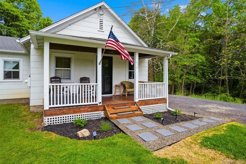 658 Route 216, Poughquag, NY, 12570-5721 | Card Image