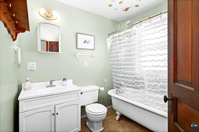 711 E 8 Th St, House other with 3 bedrooms, 2 bathrooms and null parking in DULUTH MN | Image 13