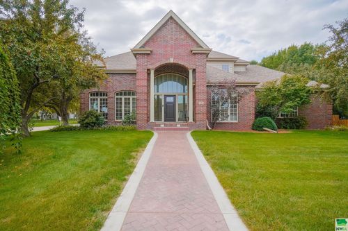 324 Regency Ct, South Sioux City, NE, 68776-3600 | Card Image