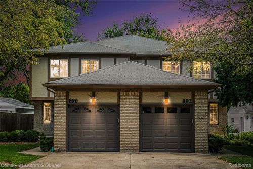 896 Saint Clair St, Grosse Pointe, MI, 48230-1247 | Card Image