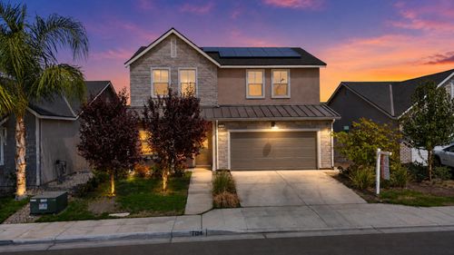 7124 W Poe Avenue, Fresno, CA, 93723 | Card Image