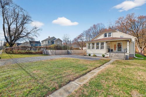 2809 Route 9d, Wappingers Falls, NY, 12590-1548 | Card Image