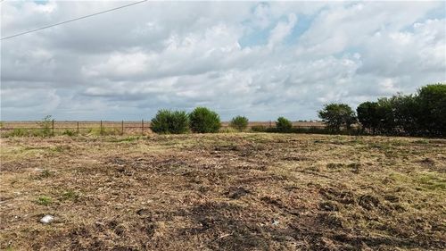 5212 Cr 1258 Sgp, Taft, TX, 78390 | Card Image