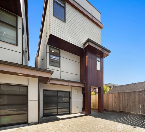 a-419 N 50th St, Seattle, WA, 98103-6069 | Card Image