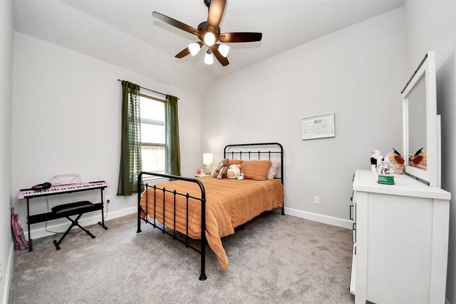 12310 Grassy Bend Dr, House other with 3 bedrooms, 2 bathrooms and 2 parking in Mont Belvieu TX | Image 21