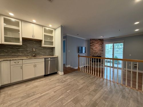 h103-200 Falls Blvd, Quincy, MA, 02169-8164 | Card Image