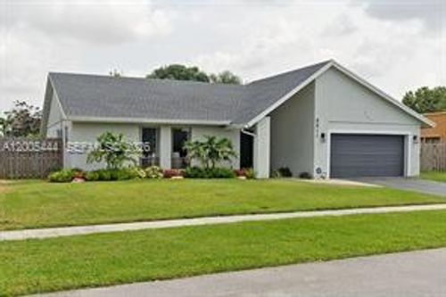 8611 Nw 51st Ct, Lauderhill, FL, 33351-4830 | Card Image